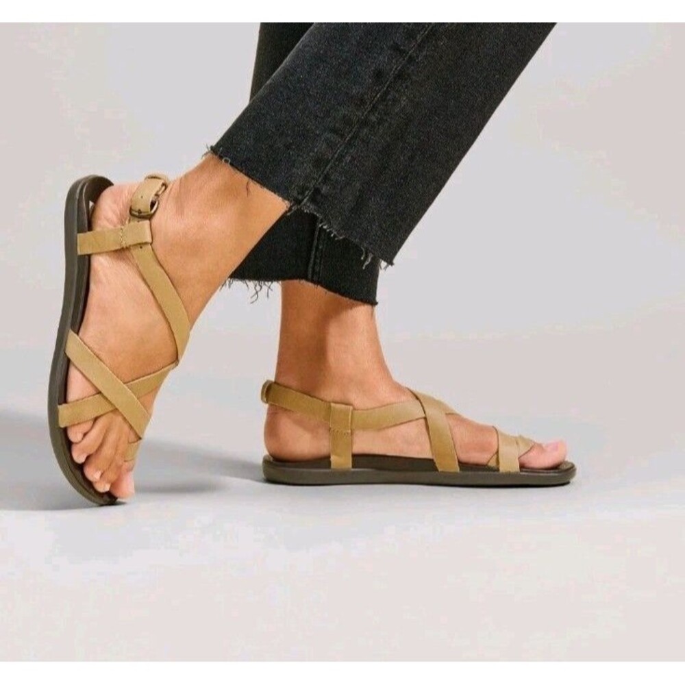 NWT Olukai W9 Upena Womens Strappy Beach Sandal Lightweight Durable Design